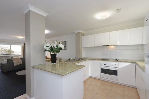Hillarys Marina Apartment - Accommodation Adelaide 16