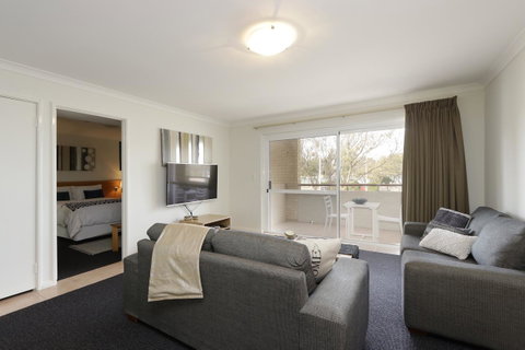 Hillarys Marina Apartment - Accommodation Adelaide 8