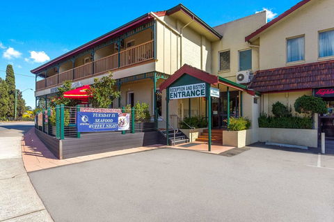 Quality Hotel Bayswater - Accommodation Adelaide 0