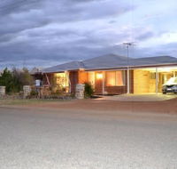 Beach Place  Leeman - Accommodation Adelaide