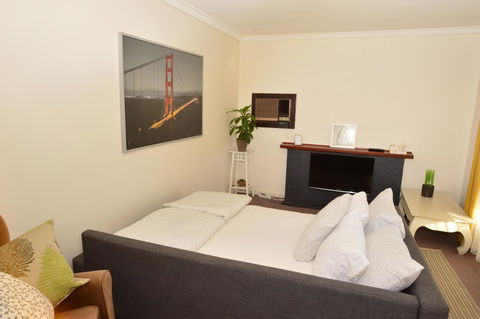 Midgard Cottage - Great Location & Close To Airport - Accommodation Adelaide 12