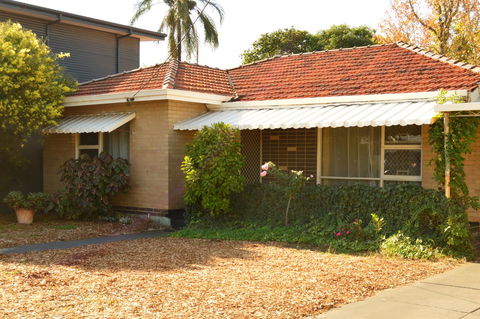 Midgard Cottage - Great Location & Close To Airport - Accommodation Adelaide 16