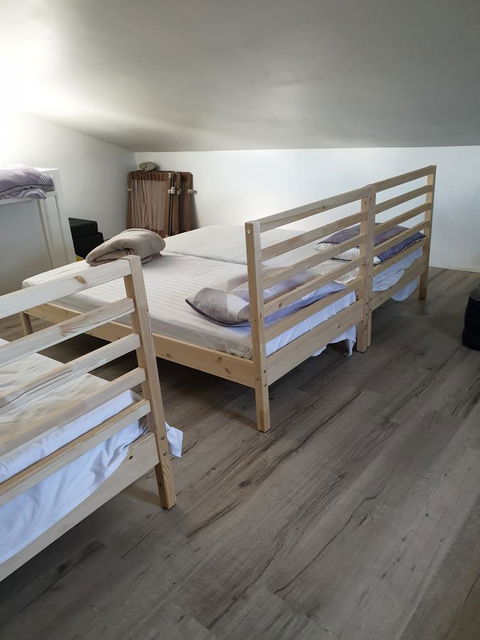 DIANELLA Budget Rooms Happy Place To Stay - Accommodation Adelaide 21