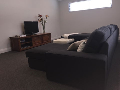 The Pool House - Fremantle - Accommodation Adelaide 21