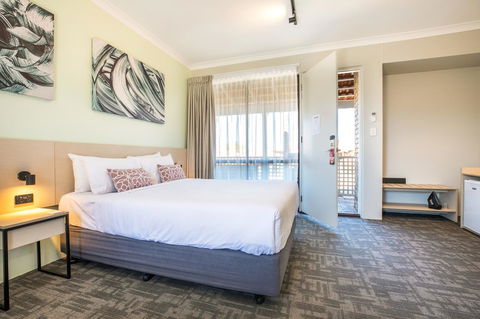 Nightcap At Wanneroo Tavern - Accommodation Adelaide 23