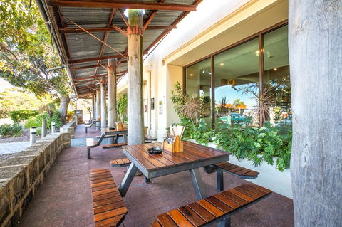 Nightcap At Wanneroo Tavern - Accommodation Adelaide 10