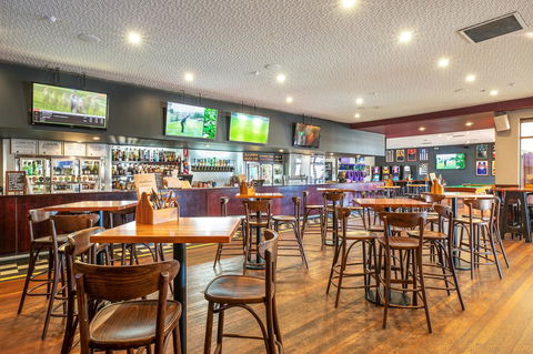 Nightcap At Wanneroo Tavern - Accommodation Adelaide 8
