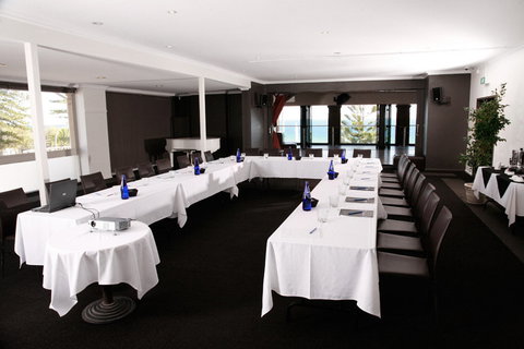 Cottesloe Beach Hotel - Accommodation Adelaide 19