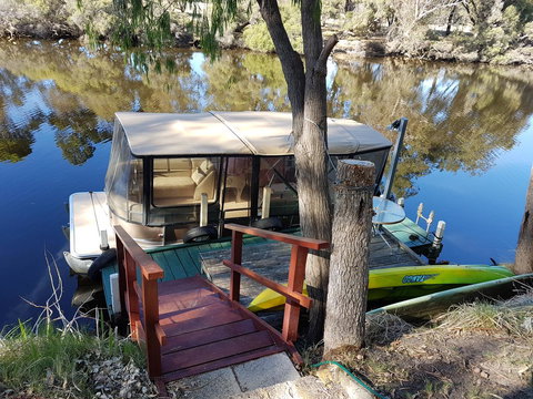 Amazing River House - Accommodation Adelaide 24