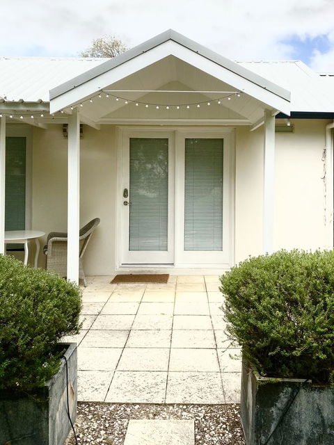 Whitesands Holiday Villas - Accommodation Adelaide 2