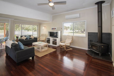 Sea La Vie - Accommodation Adelaide 5