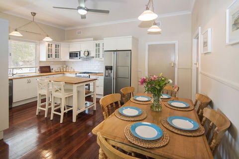 Sea La Vie - Accommodation Adelaide 3