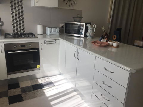 Bright & Beautiful Home On The Hills! - Accommodation Adelaide 13