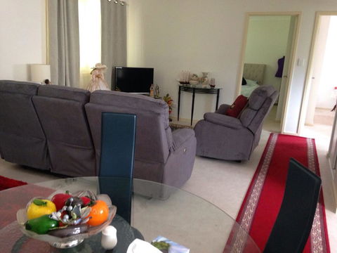 Bright & Beautiful Home On The Hills! - Accommodation Adelaide 8