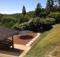 Bright  Beautiful Home On The Hills - Accommodation Adelaide