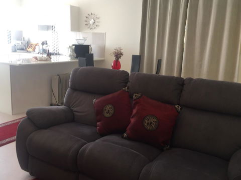 Bright & Beautiful Home On The Hills! - Accommodation Adelaide 7