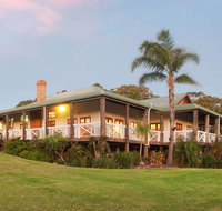 The Farmhouse - Accommodation Adelaide