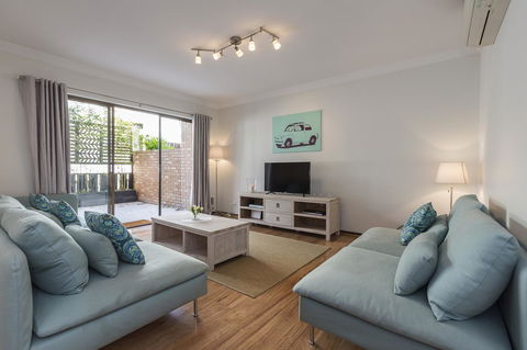 Cottesloe Sea Salt Abode - Executive Escapes - Accommodation Adelaide 1