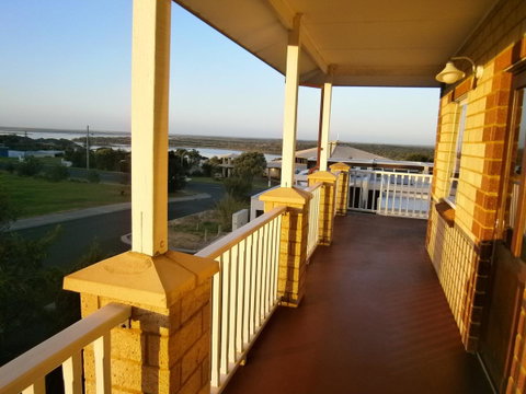 Baywatch Retreat Augusta - Accommodation Adelaide 26