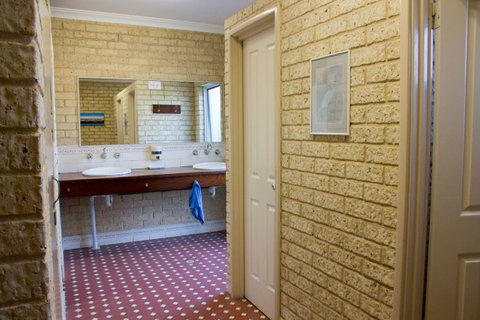 Baywatch Retreat Augusta - Accommodation Adelaide 22