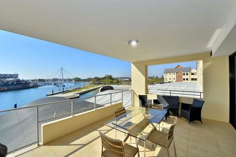 Dolphin Quay Apartments - Accommodation Adelaide 9