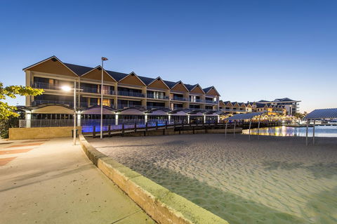 Dolphin Quay Apartments - Accommodation Adelaide 0