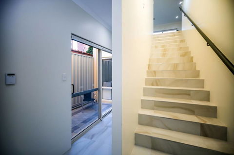 VIP Stays - Villa De Burswood Luxury 3BR Suite W/ King Bed FREE WIFI - Accommodation Adelaide 10