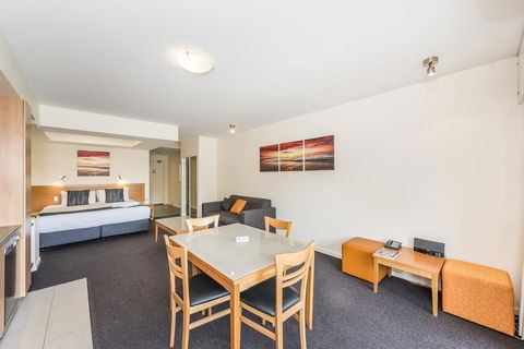 Ascot Quays Apartment 102 - Accommodation Adelaide 21
