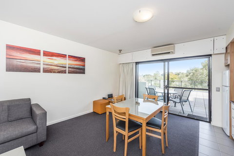 Ascot Quays Apartment 102 - Accommodation Adelaide 15