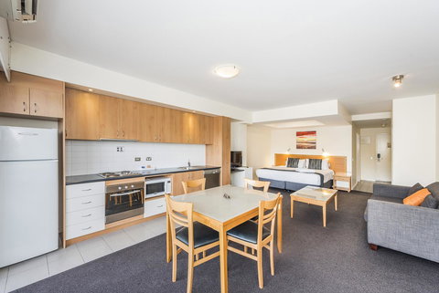 Ascot Quays Apartment 102 - Accommodation Adelaide 12