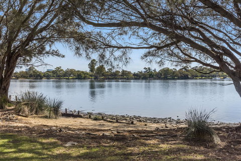 Ascot Quays Apartment 102 - Accommodation Adelaide 1