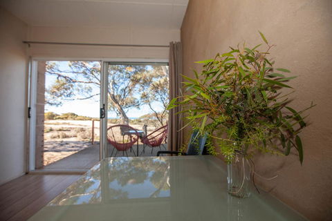 EUCLA MOTOR HOTEL - Accommodation Adelaide 12