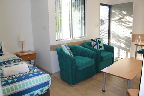 Mandurah Ocean Marina Chalets - Accommodation Adelaide 33