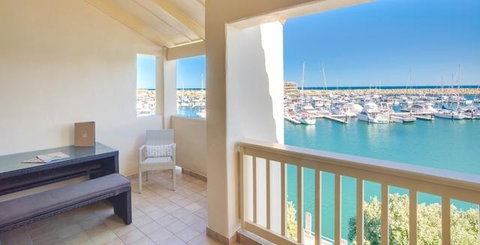 The Marina Hotel - Mindarie - Accommodation Adelaide 9