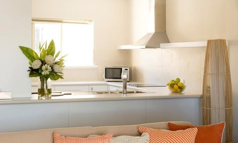 The Marina Hotel - Mindarie - Accommodation Adelaide 19