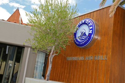 The Marina Hotel - Mindarie - Accommodation Adelaide 17