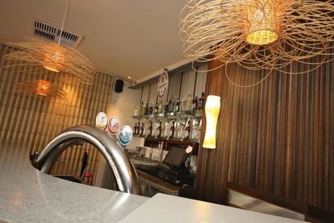 The Marina Hotel - Mindarie - Accommodation Adelaide 10