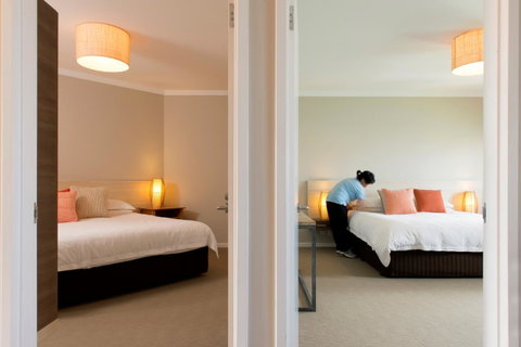 The Marina Hotel - Mindarie - Accommodation Adelaide 23