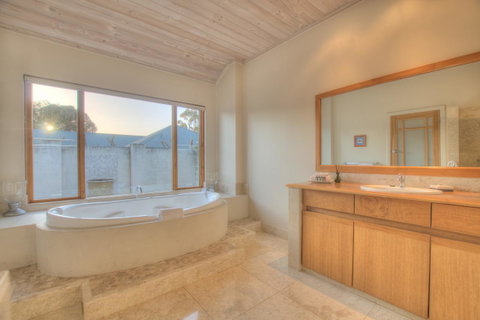 Moana Spa Villas - Prime Yallingup Location - Accommodation Adelaide 17