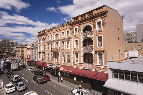 Hadley\'s Orient Hotel - Accommodation Adelaide 0