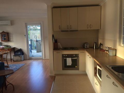 Anchorage Waterfront Retreat - Accommodation Adelaide 4