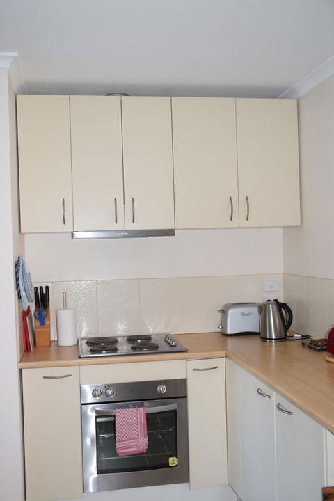 Anchorage Waterfront Retreat - Accommodation Adelaide 2