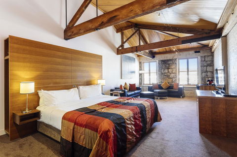 The Henry Jones Art Hotel - Accommodation Adelaide 6