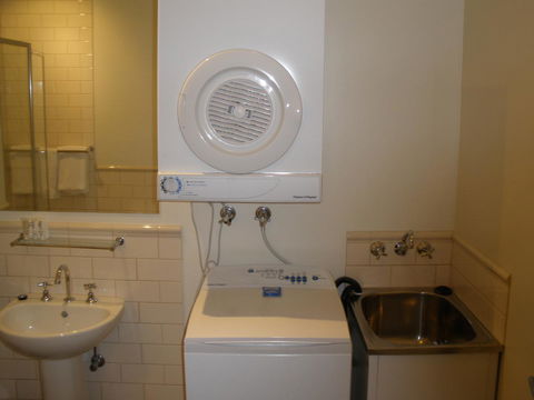 Launceston Central Apartment Hotel Official - Accommodation Adelaide 23
