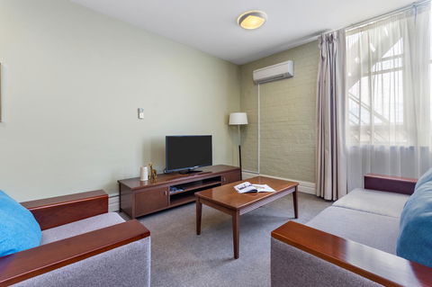 Launceston Central Apartment Hotel Official - Accommodation Adelaide 14