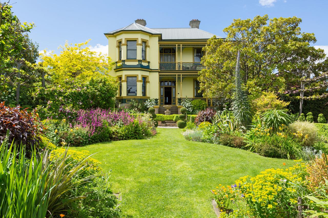 Unknown ACT Accommodation Adelaide