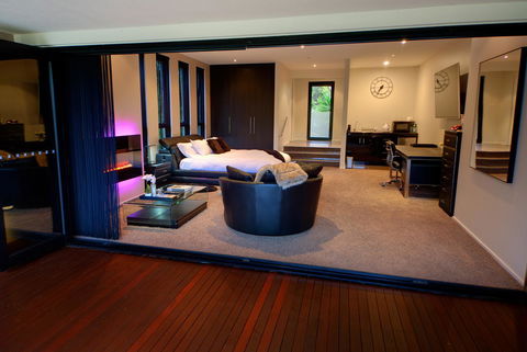 Amare Beachside Luxury - Accommodation Adelaide 18