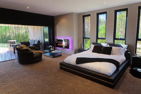 Amare Beachside Luxury - Accommodation Adelaide 10
