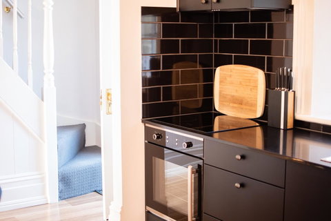 Sanctum Boutique Apartments - Accommodation Adelaide 26