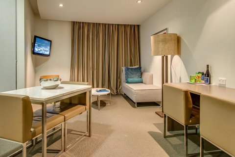 Mantra Collins Hotel - Accommodation Adelaide 20